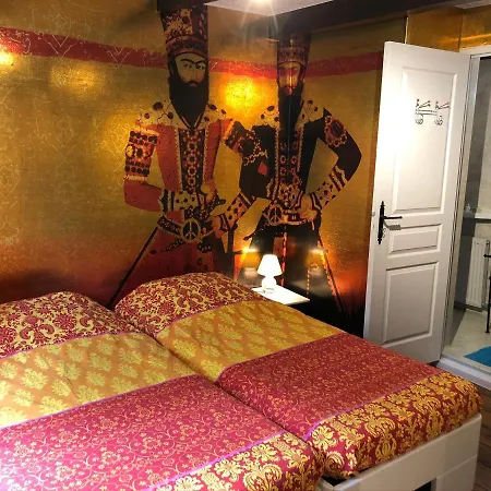 Chez Soi Holiday home Ougney-Douvot