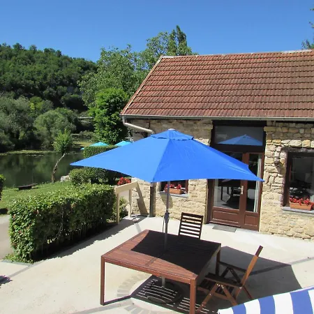 Chez Soi Holiday home Ougney-Douvot